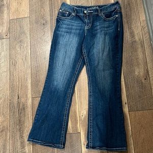 Maurice’s 11/12 short curvy jean